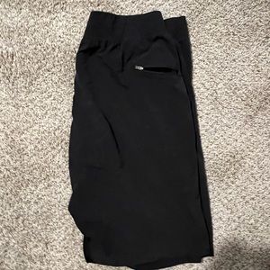 Lulu THE SHORT Men’s XL 11 Inch Inseam Black Shorts